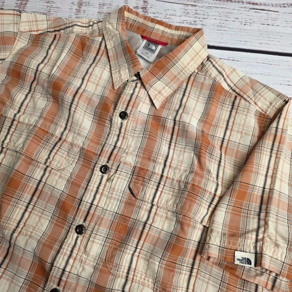The North Face Mens Orange Plaid Short Sleeve Hiking Shirt A09R Medium